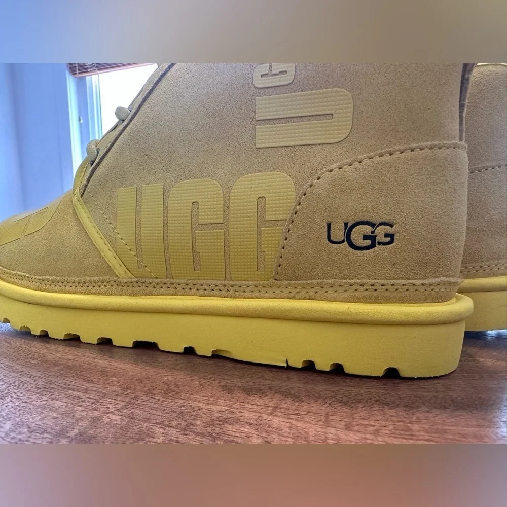 NEW Neumel Scatter Graphic Canary(yellow) size 10
